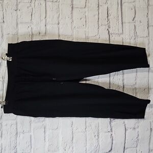 St. John's Bay Black Capris with Pockets